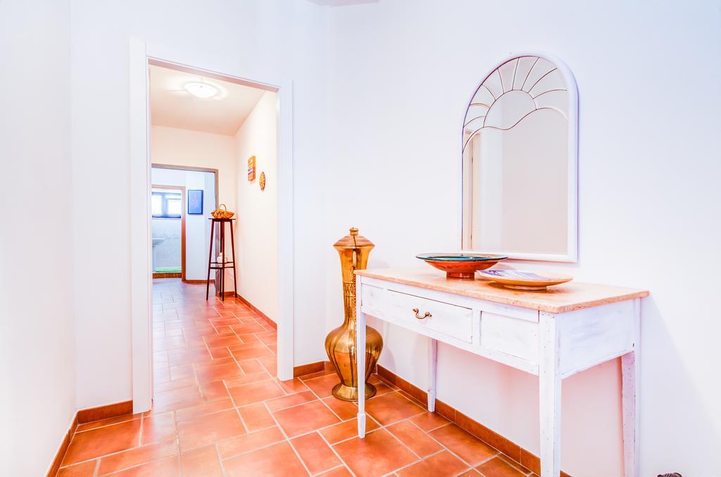 Villa Aurelia カステッランマーレ・デル・ゴルフォ エクステリア 写真